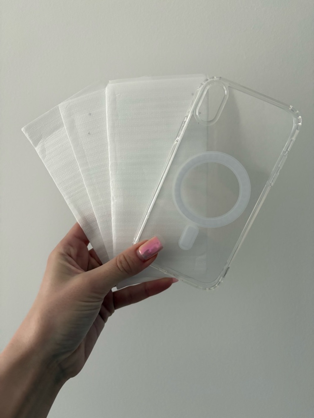 New Clear MagSafe-Compatible iPhone XR Case + 3 screen protectors